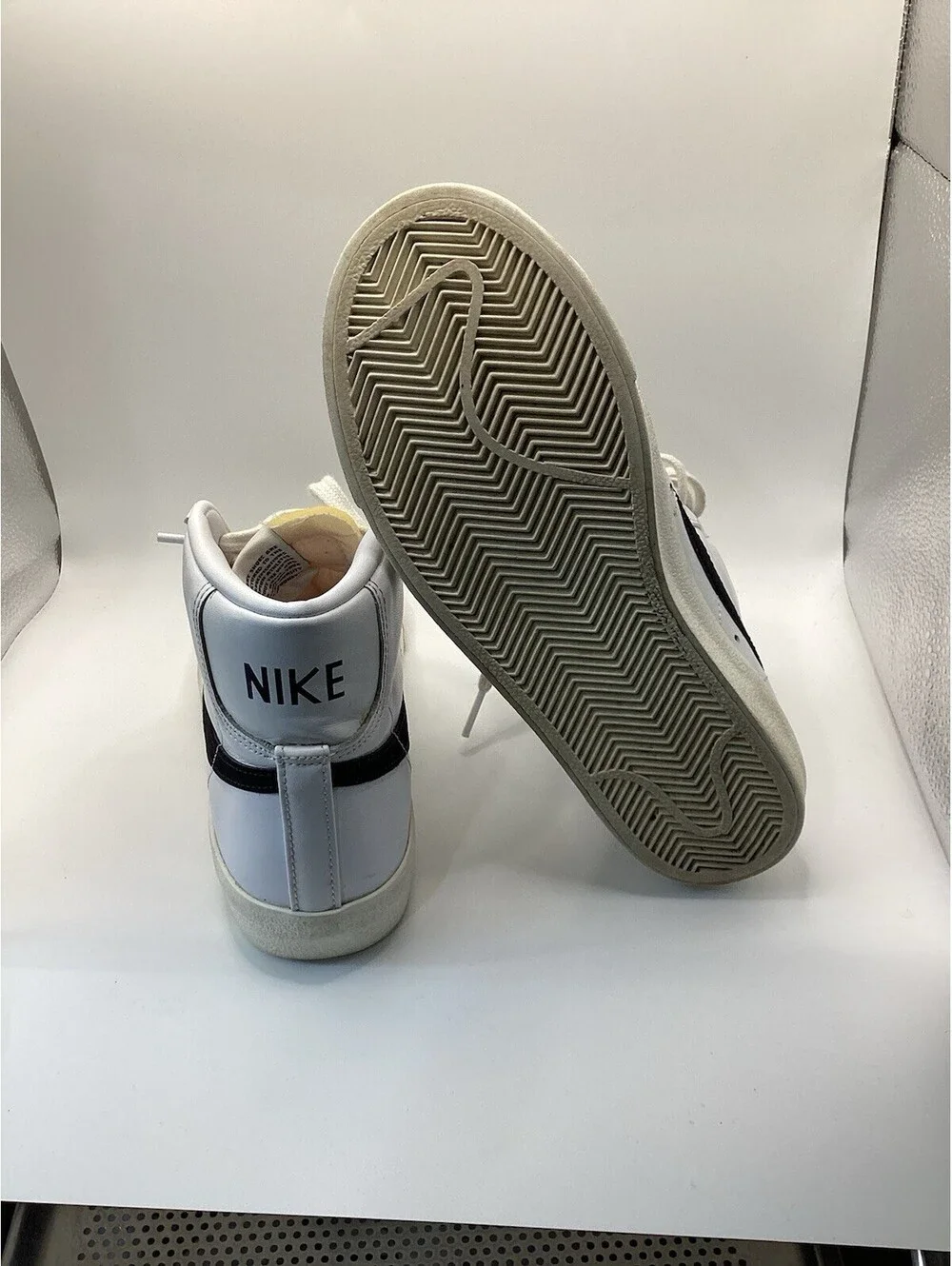 Size 6.5 - Nike Blazer Mid 77 Vintage White Black 2019